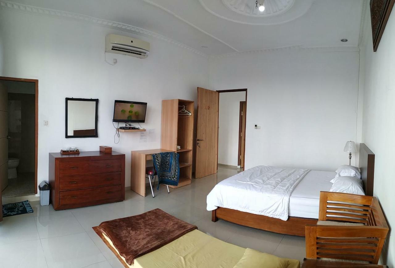 Reddoorz Syariah Near Lahat Station Exterior photo